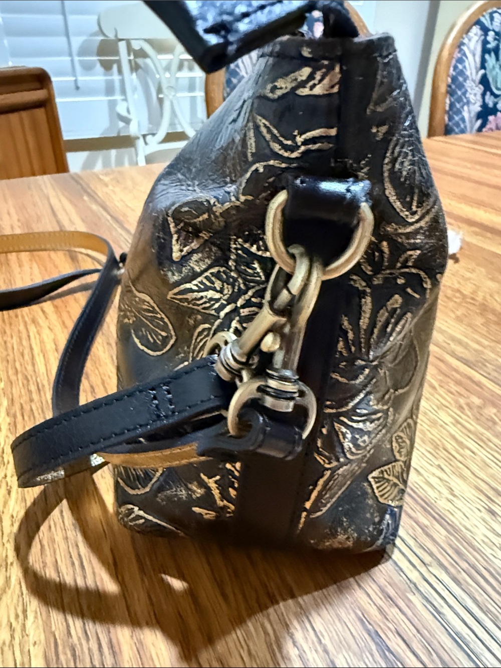Patricia Nash Black Leather Embossed Crossbody with Gold Trim - Picture 9 of 11